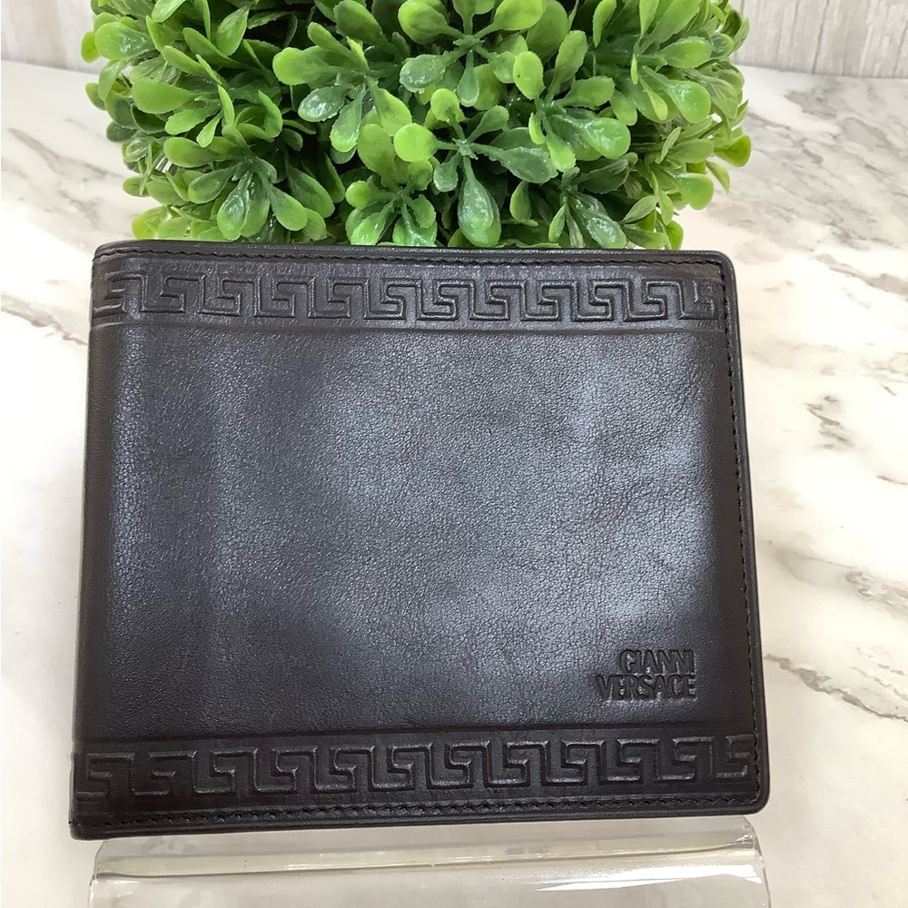 GUC Versace Men's Black Leather Bifold Card Holder